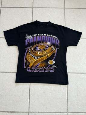 Sergio Calabasas Lakers 2001 Back to Back NBA Champions Graphic T-Shirt